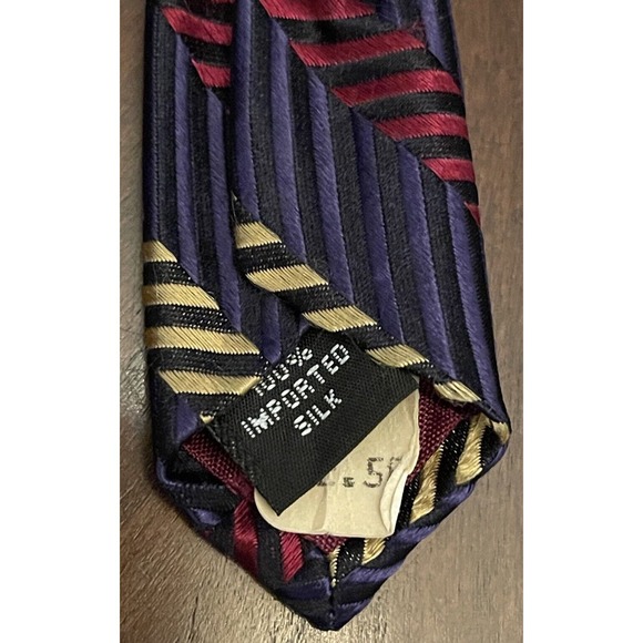 Studio Fumagalli’s Red Blue Gold 100% Imported Silk Men’s Neck Tie Made In Usa - Picture 8 of 10